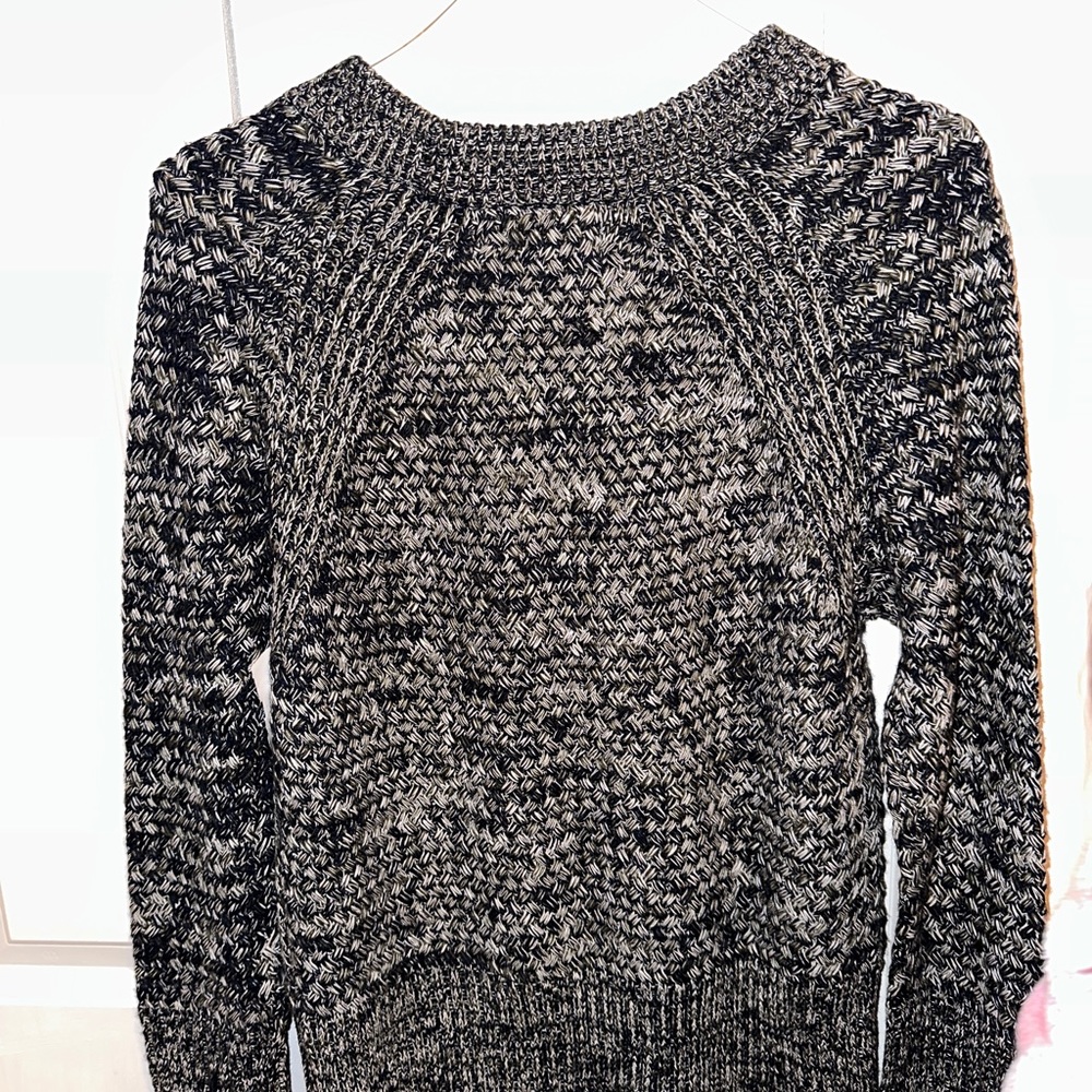 Universal thread sweater - Picture 3 of 4